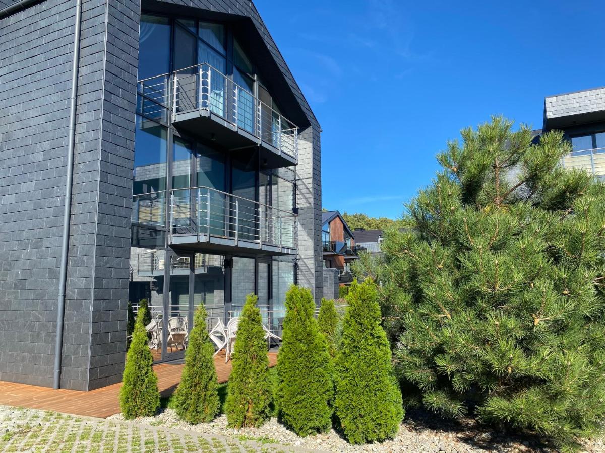 Smilciu Trio Keturvieciai Apartamentai Su Terasa Palanga Exteriör bild